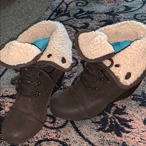 Blowfish Winter Boot with wedge heel